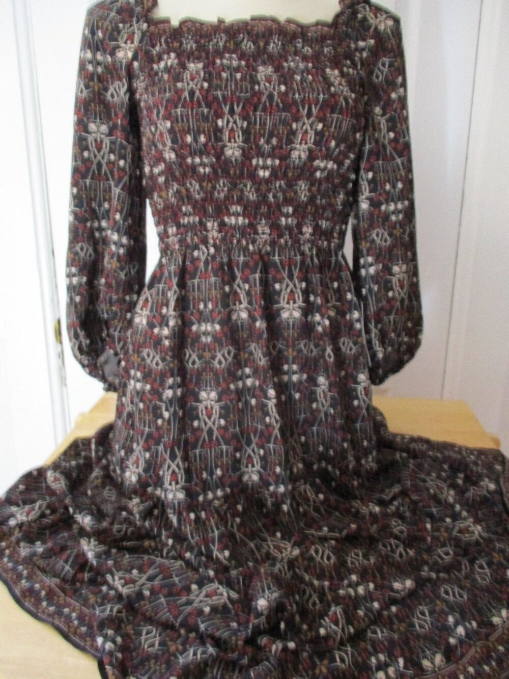 NEW Max Studio Midi Dress XS Long Sleeve Black with Maroon Brown White Print NWT